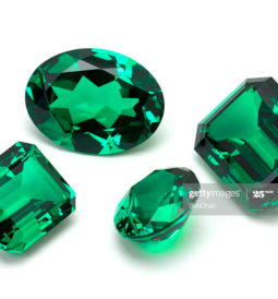 Emerald buying guide – How to Buy an Emerald?
