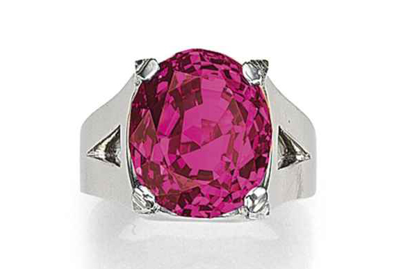 #7 The Most Expensive Rubies - The Queen of Burma Ruby ($ 6,084,559)