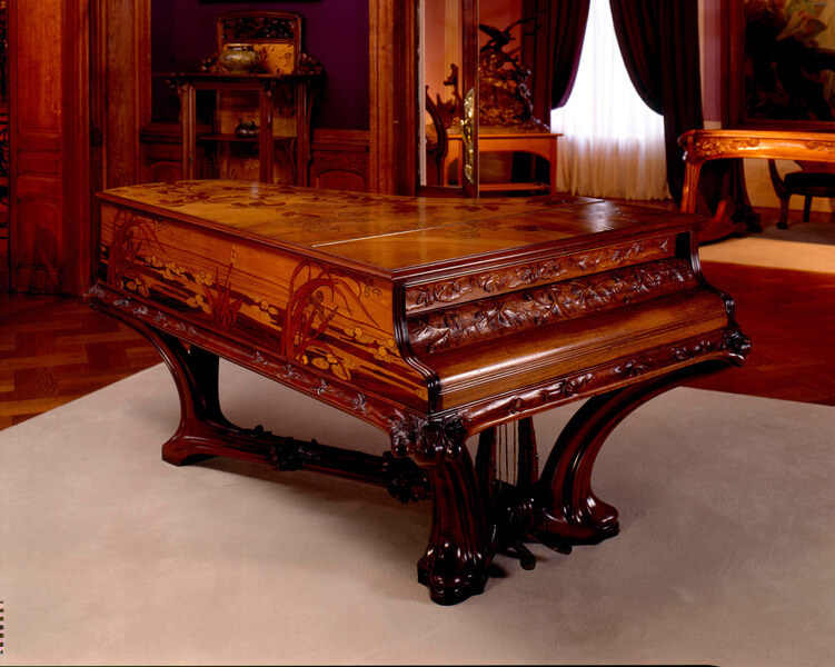 #9 most expensive pianos - La Mort du Cygne - $409,000