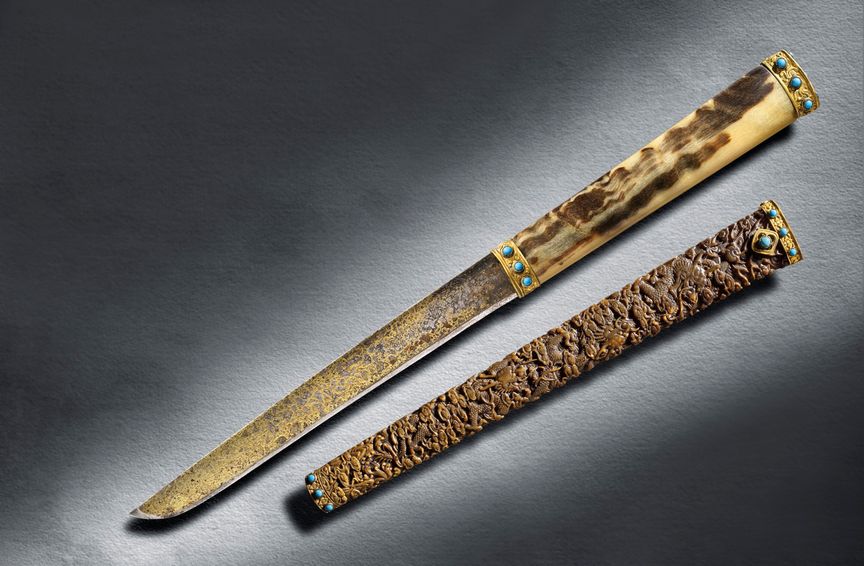 #4 most expensive pocket knife in the world - QianLong Imperial Hunting Knife - $1.5 million